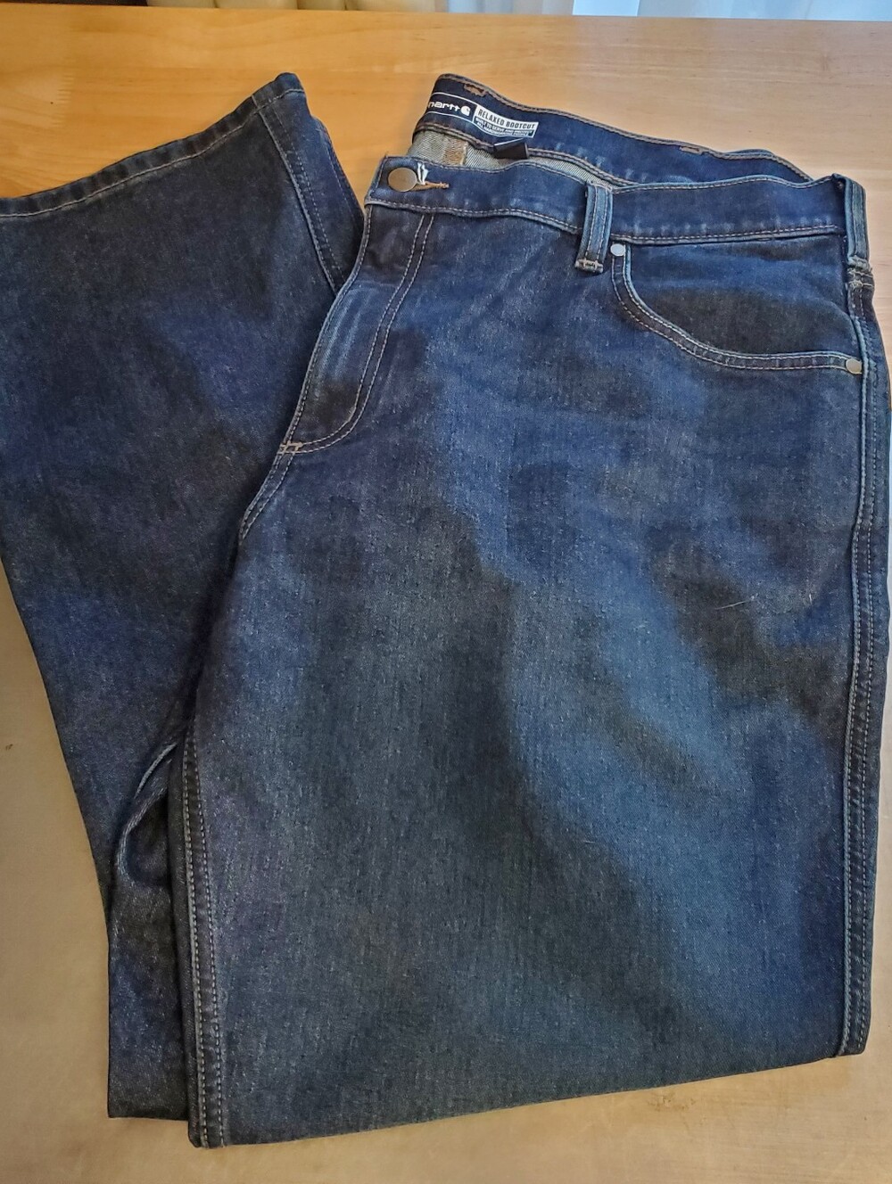 NWOT Carhartt relaxed bootcut jeans Size 42 x 32